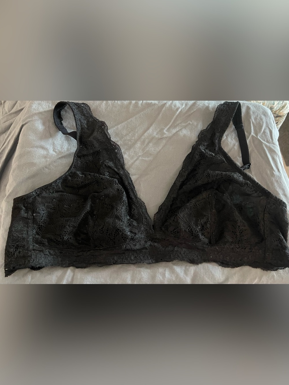 Black Lace Bralette - Soft Wireless -L